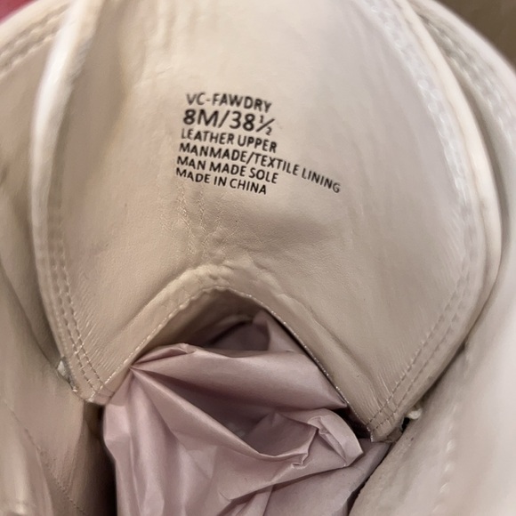 Vince Camuto Women's Fawdry Combat Boot - Picture 4 of 9